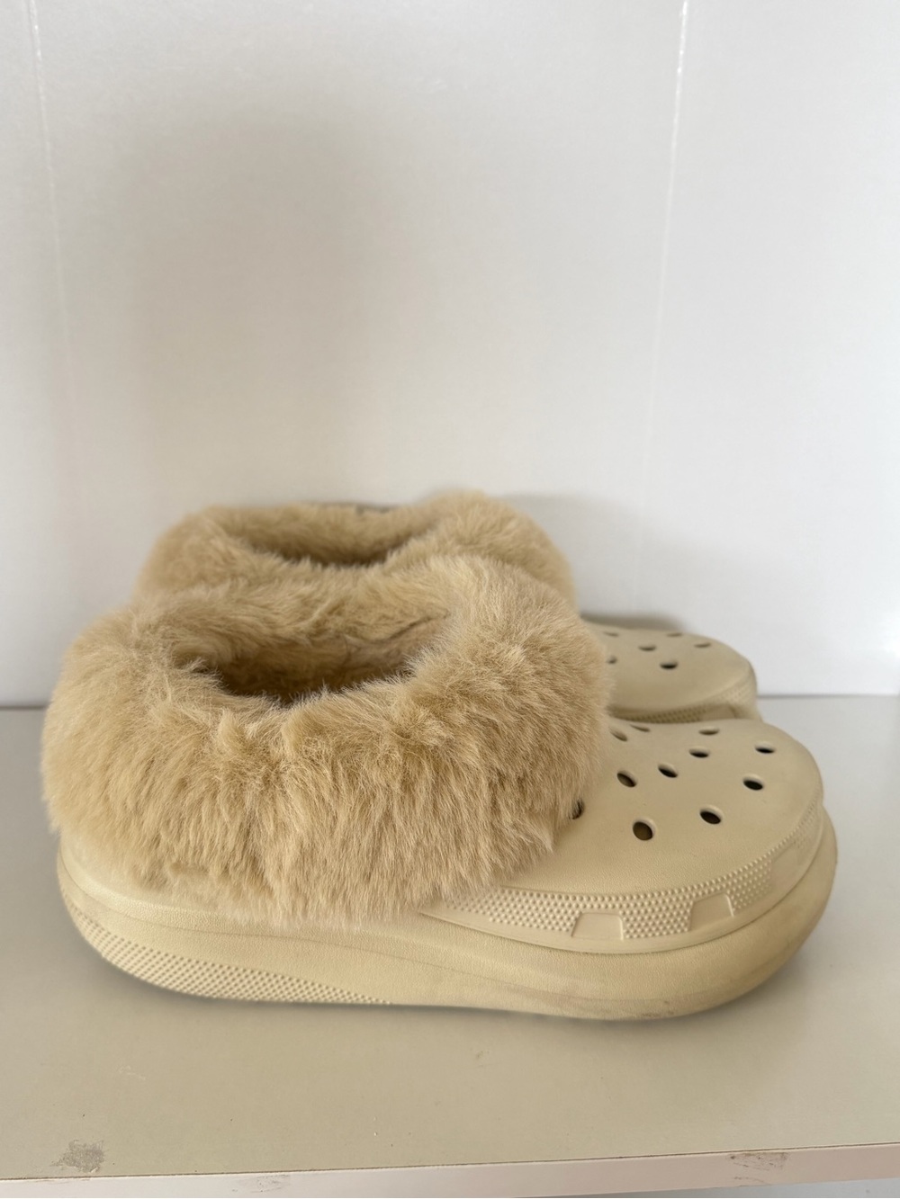 Crocs Unisex Furever Crush Clog - Bone Size Women’s 8 - Picture 7 of 10